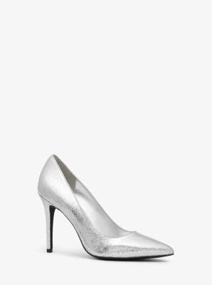 Claire Crackled Metallic Leather Pump .